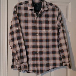 Mens Gap plaid button up shirt